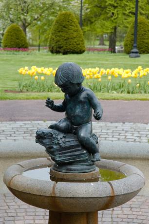 28. Small Child Fountain - 1